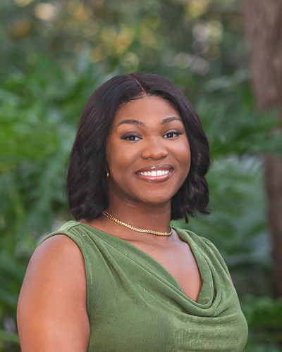 Erykah Murray headshot 