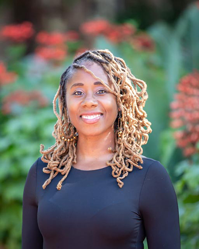 Kenata Martins headshot 